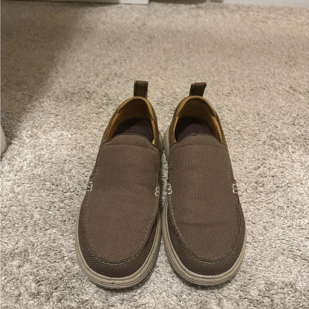 Sketchers men’s size 10.5